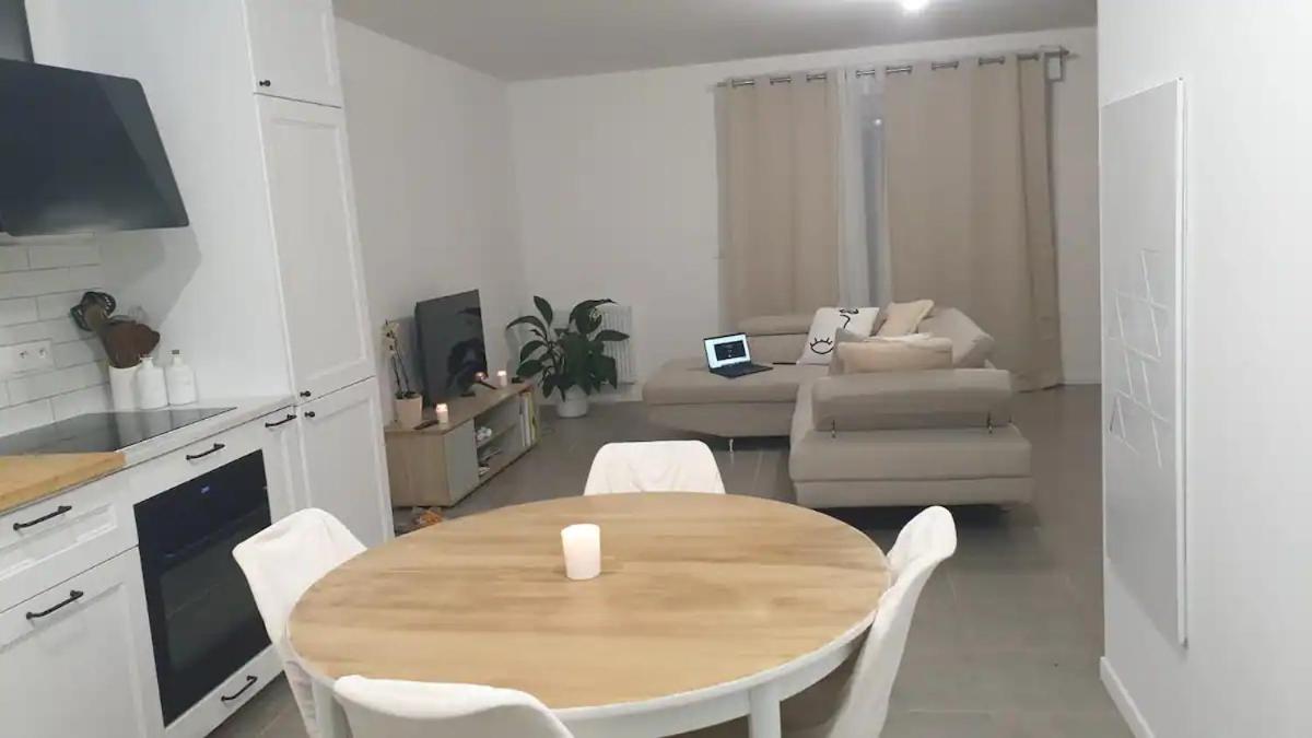 Chambre Calme Dans Une Maison Neuve Avec Jardin Billere Экстерьер фото